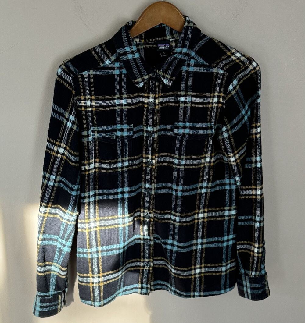 Patagonia Flannel Shirt Womens 8 Blue Plaid Long Sleeve Pockets